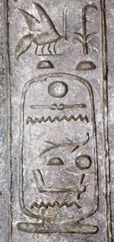 represas y canales en Egipto en el 3200 A.C.