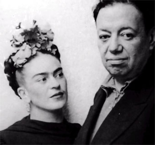 Frida and Diego finalize their divorce.