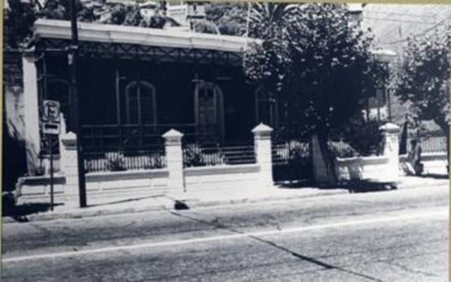 Primer aescula de Trabajo social en el mundo