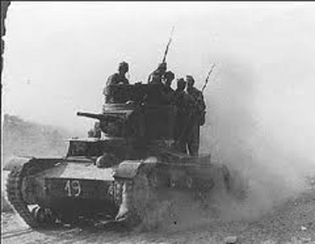 Germany declares war on Russia