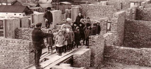 Построено новое здание школы