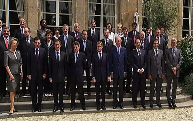 FILLON et son gouvernement s'oppose aux préconisations de ce rapport