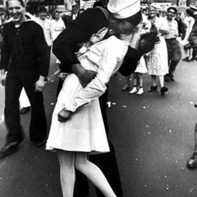 Timeline: FINAL DE LA II GUERRA MUNDIAL