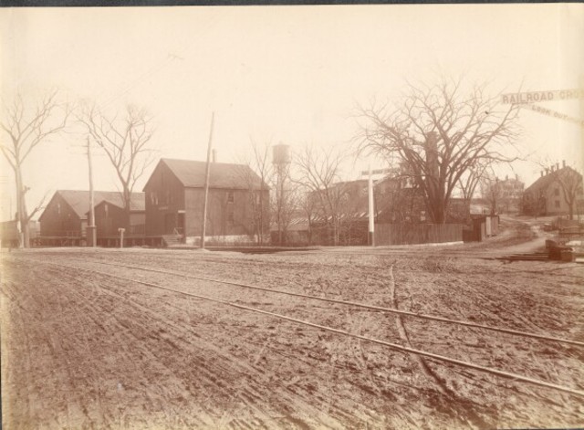 First mill in Westford [then West Chelmsford] is erected on Saw-Mill Meadow Brook [links Nab lake to Stony Brook]