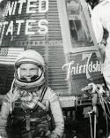 First United State astronaut to orbit earth: John Glenn Jr.; United States