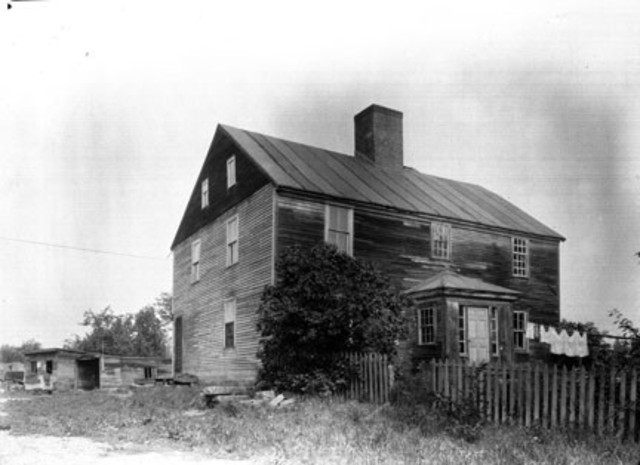 First known permanent settler of Westford, Solomon Keyes builds house on