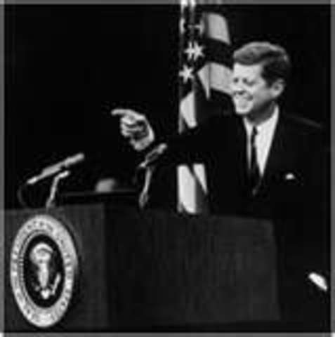 Communiquer entre Fidel Castro et john Kennedy