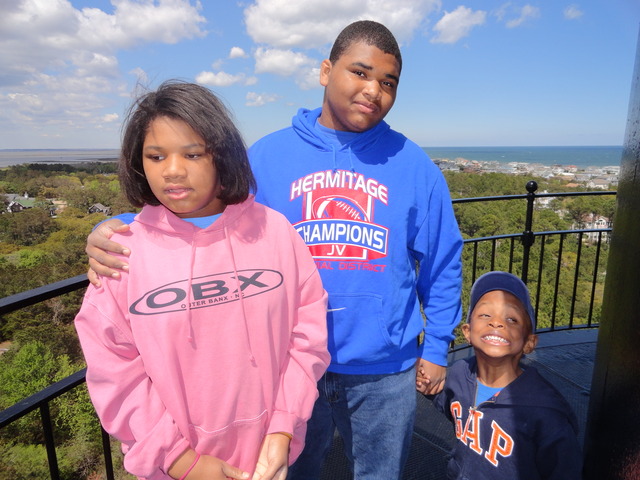 MY SISTER GETTING OVER HER FEAR OF HIGHTS