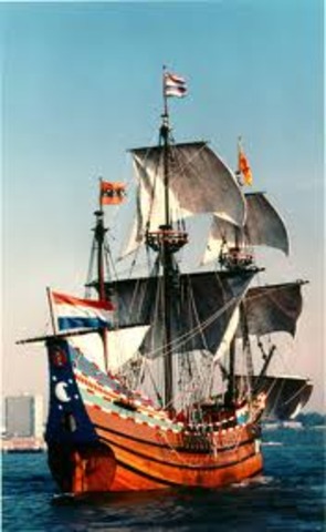 Henry Hudson sails to New York