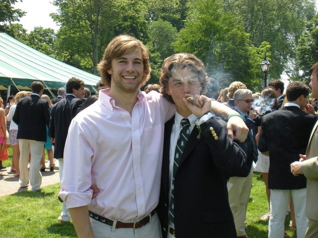 Me gradué de Deerfield Academy