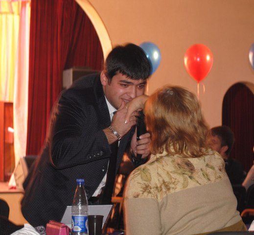 обоятельный Равшан...