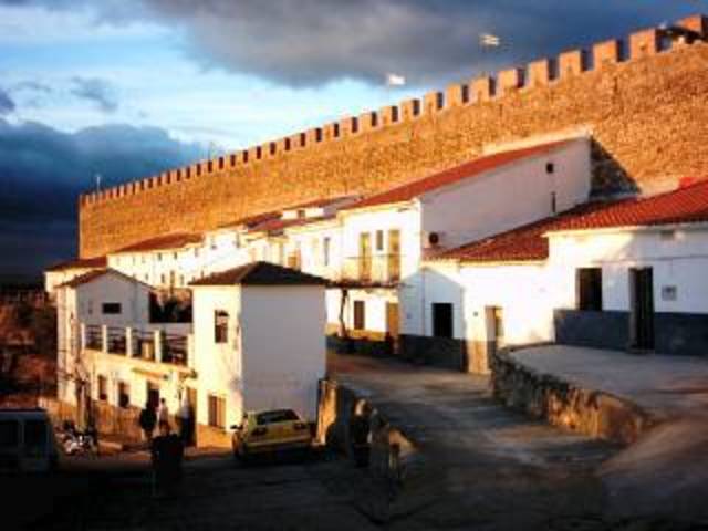 Alfonso IX nombra a Galisteo como "villa"