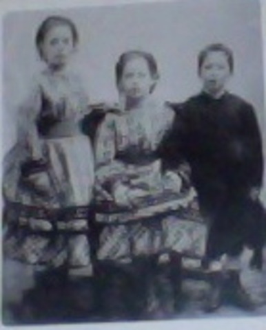 Daisy gets a new Sister and Brother.