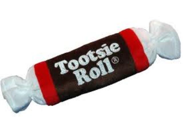 Leo Hirschfield makes the first tootsie roll and named it after his daughter.