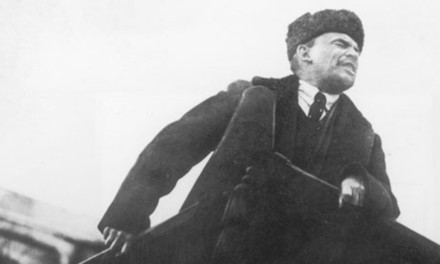 the year lenin comes to power
