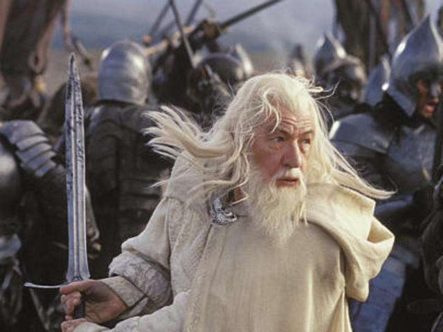 Argumento, desde la batalla en el abismo de Helm, hasta el rencuentro en Isengard