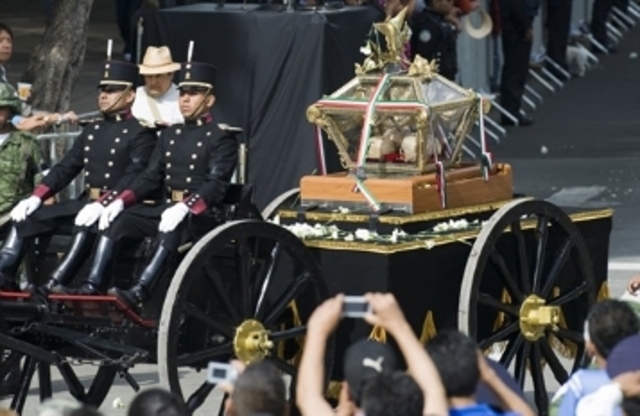 Exposición de cabezas y fin de la 1era etapa