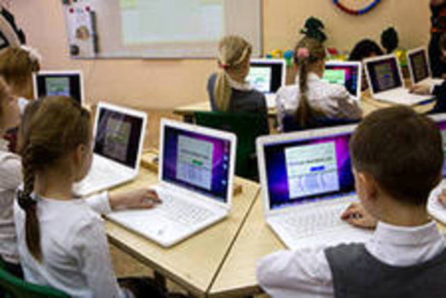 принятие Концепции информатизации сферы образования Российской Федерации