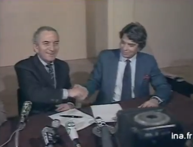 Bernard Tapie prend la présidence de l'OM