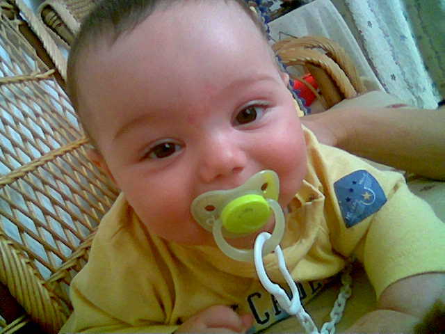 Empiezo a gatear y digo "Papá"