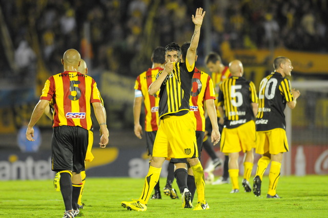 FECHA 12 PEÑAROL 3 PROGRESO 1