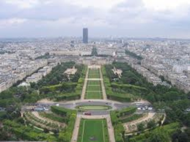 Champ De Mars