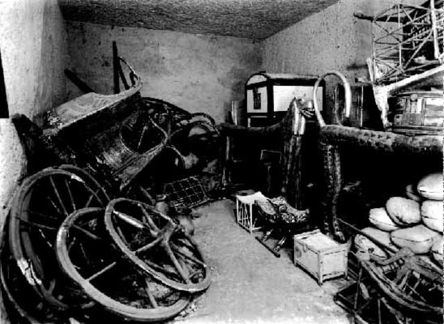 Archaeologists Enter the Tomb of King Tut