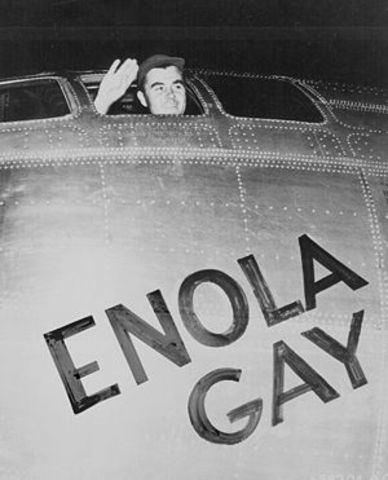 Enola gay drops the bomb
