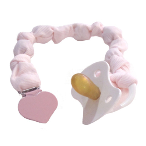 CARLA YA NO USA CHUPETE