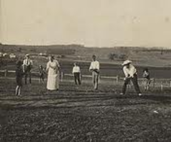 Game of Rounders invented - ancestor of baseball