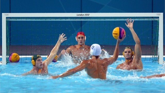 Parents sue thier son's USA Water Polo team.