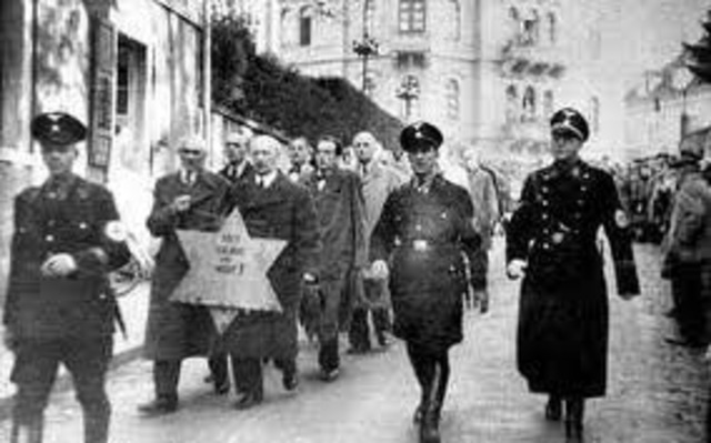 Nazis launch Kristallnacht