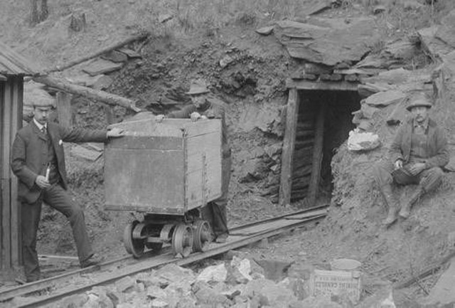 Black Hills Gold Rush Start