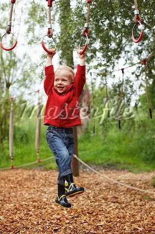 24-30 Months : Physical