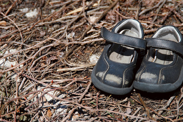 Groton abandoned (settlers flee to Concord) after an indian attack that burns much of the town