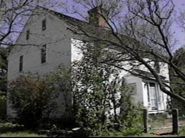 First known permanent settler of Westford, Solomon Keyes, builds a house on Francis Hill