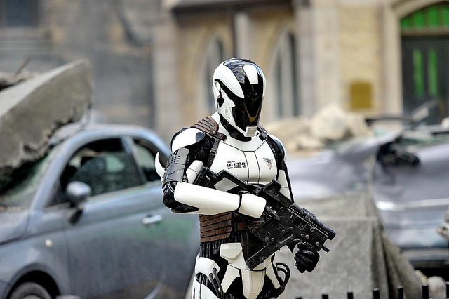 Autonomous robot soldiers