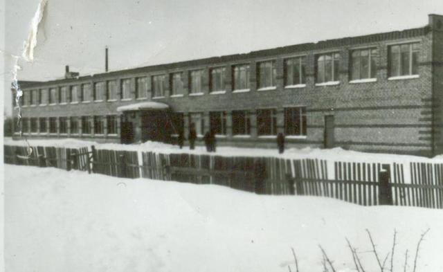 Шипицинская средняя общеобразовательная школа начала свою работу.