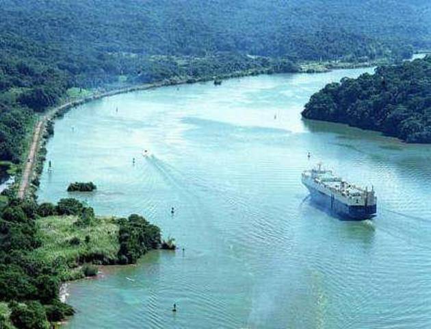 Панамський канал