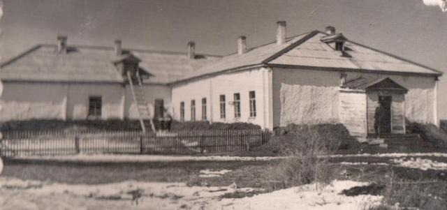 Закончено строительство школы крестьянской молодежи