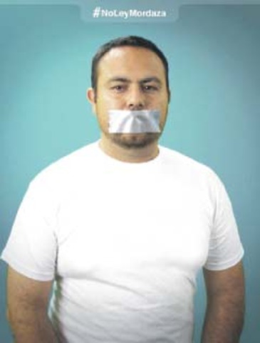 Periodista presenta acción de inconstitucionalidad