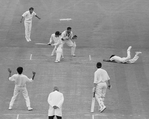 England: 355 & 101, India: 281 & 174/6. Ground: Kennington Oval, London. 19-24 August 1971