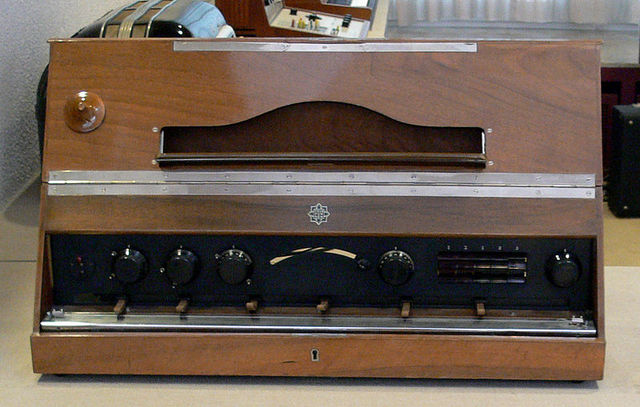 The Trautonium is invented