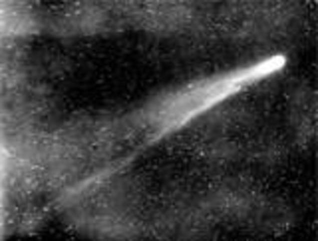 Halleys Comet appears
