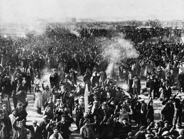 La familia Frank se esconde