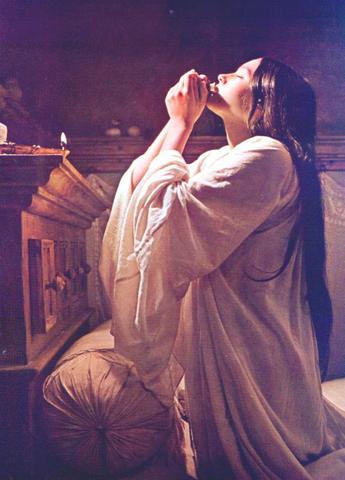 Juliet drinks the sleeping potion Friar Lawrence gave her.