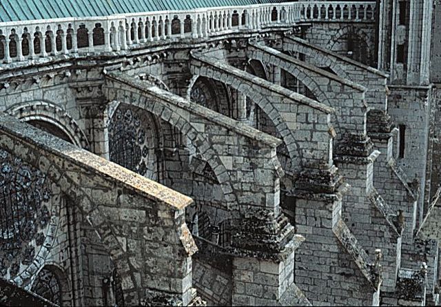 The chapels in the apse and most of the piers and buttresses finished on the cathedral.**