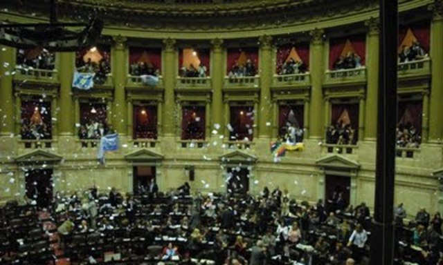 Se deroga la Ley de Radiodifusion 22.285