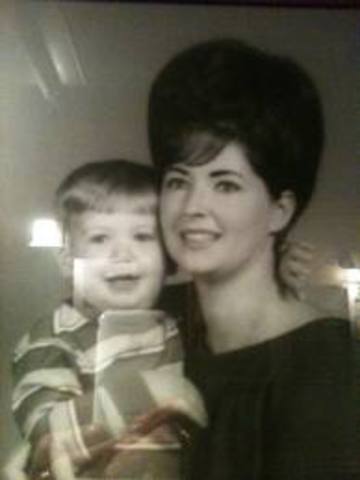 Paula Deen Loses Her Mother