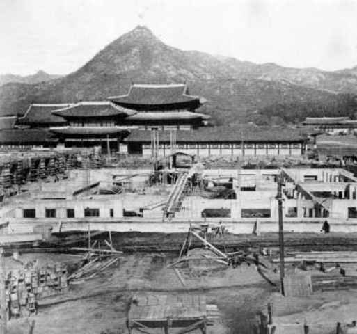 1936 Militarist take control of Japanese Government